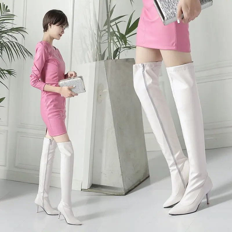 

Ботфорты женские из лакированной кожи, высокие сапоги на молнии сзади, заостренный носок, пикантный высокий каблук, большой размер 34-47