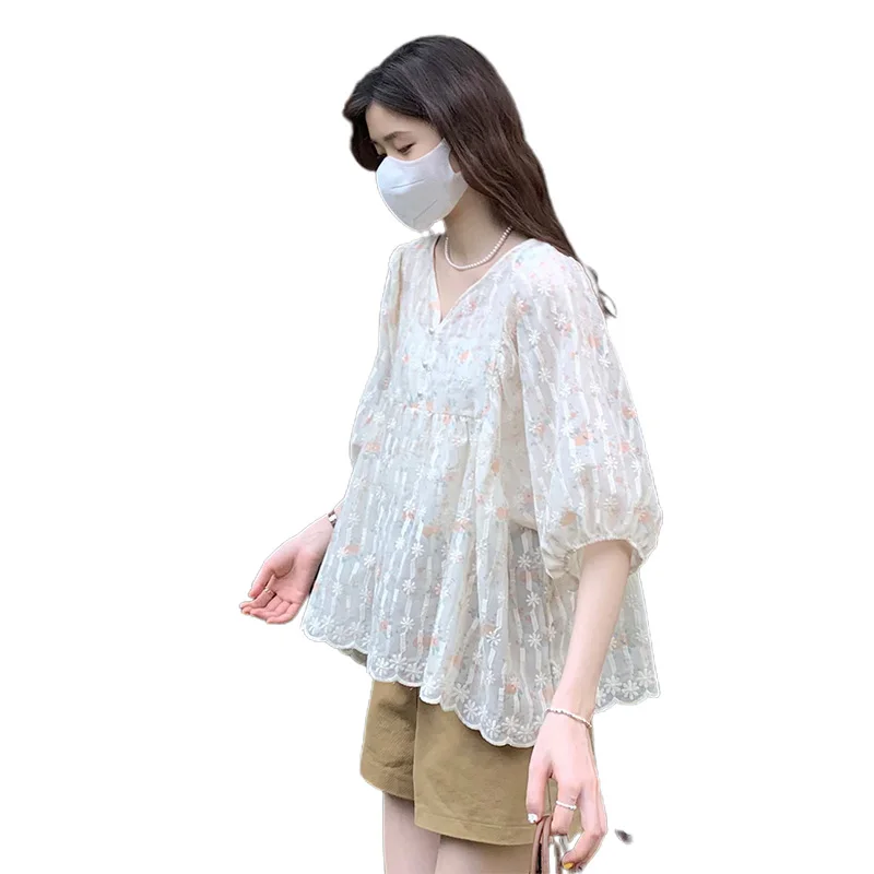 Sweet V-neck Pregnancy Floral Shirts Summer Fashion Embroidery Puff Sleeve Pregnant Woman Blouses Loose Maternity Clothes