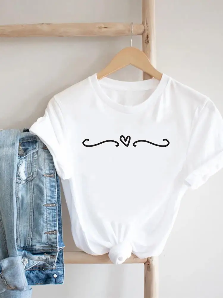 

Love Heart Trend 90s Graphic T Shirt Women Fashion Short Sleeve Tee Top Female Casual Clothing Ladies Print T-shirt