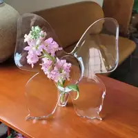 Acrylic Butterfly Vase Photo Frame Vase Transparent Stylish Decorative Butterfly-Shaped Single Flowers Vase for Office Home 1