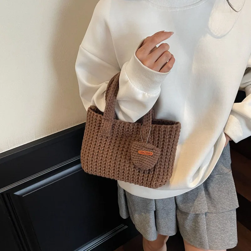 Korean Retro Women'S Shoulder Bag Casual Handmade Crochet Woven Bag Autumn Winter Cute Handbag Mini Tote Bag Commuting Bag