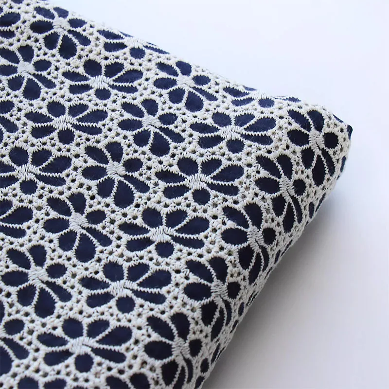 

Темно-синяя высокоплотная вышитая ткань из чистого хлопка, ткань для одежды Sewingdiy, скатерть, ткань