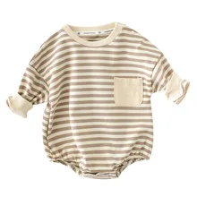 

2022 Spring New Korean Version of Male and Female Baby Infant Fashion Solid Color Striped Long-sleeved Romper Bag Fart Clothes