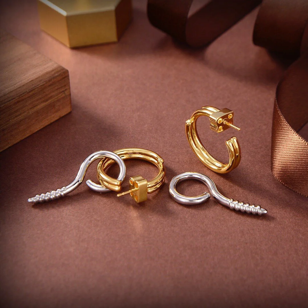2022 Brand Trend Screw Earring Counter Consistent Brass Plating Dating Daily Wear Versatile Exquisite Banquet