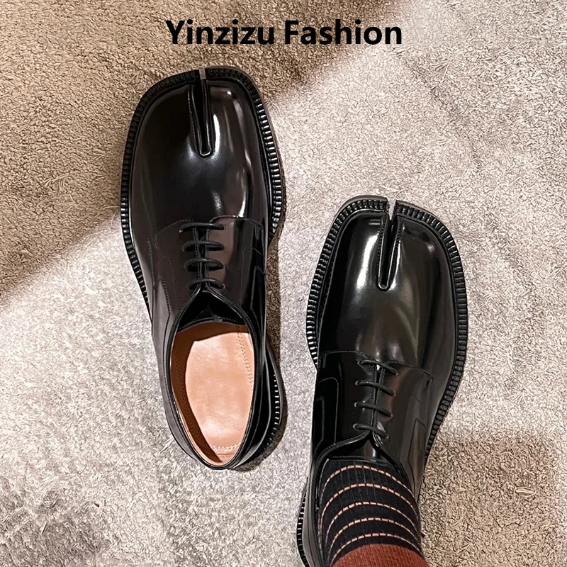 

2024 Split Toe Derby Shoes Women Fashion British Style Lace Up Casual Tabi Flats