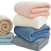 Pineapple grid towel, high-density and thickened coral velvet beach towel, soft and absorbent, not shedding fur color bath towel 1