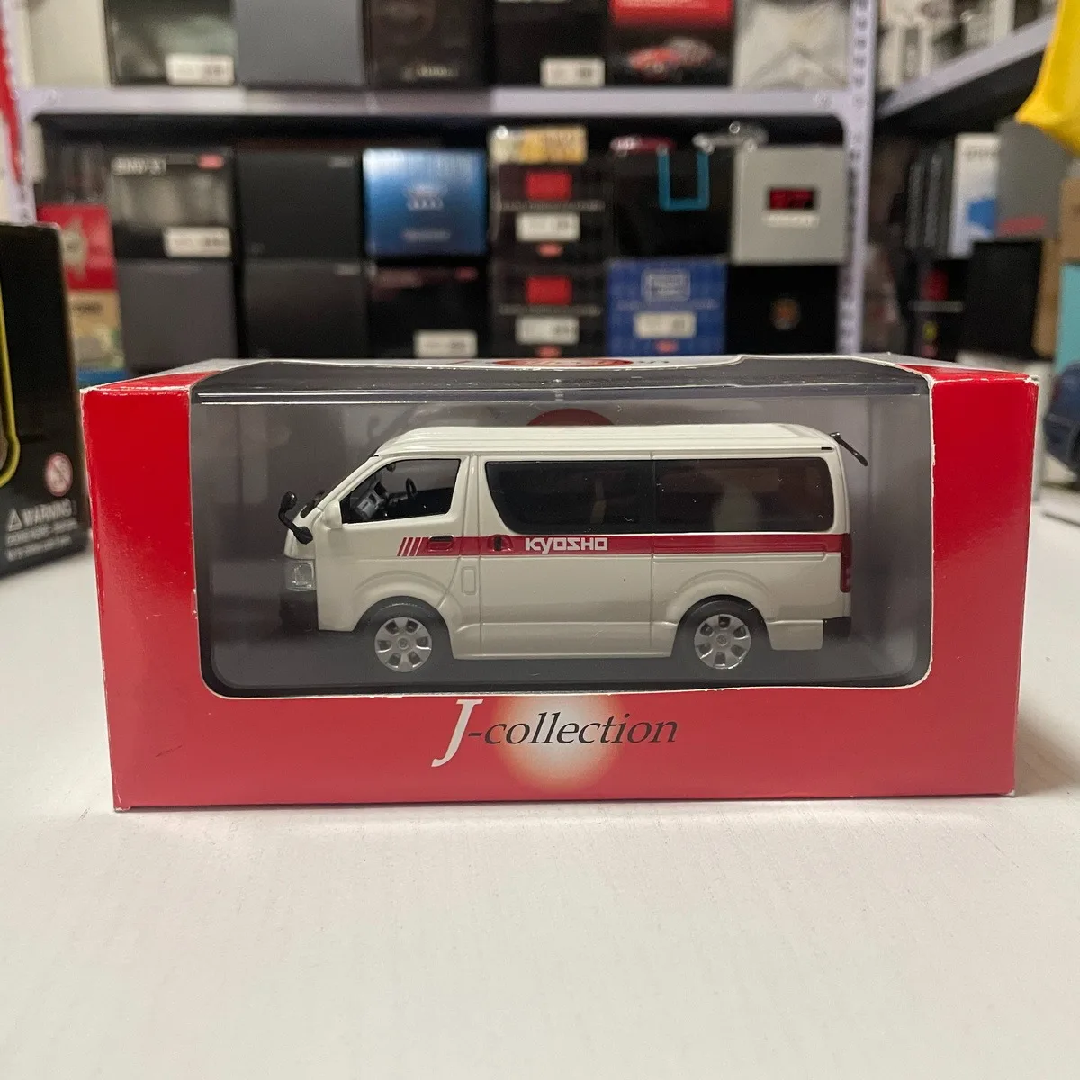 

Масштаб 1:43, HIACE H200, Коллекционная модель автомобиля из сплава 2005, украшения