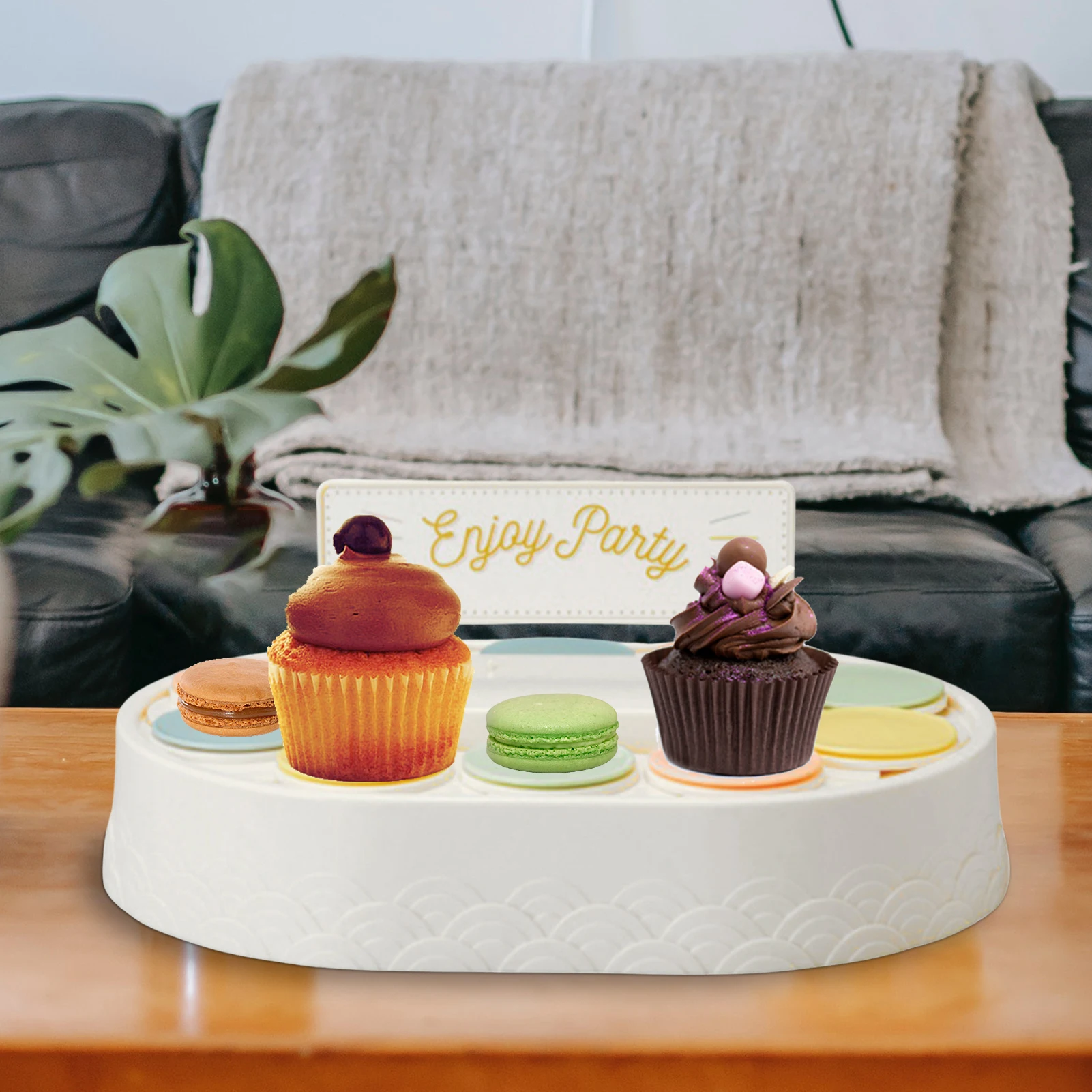 Electric rotating cake stand for mini cakes or cupcakes muffins birthday  party, Hobbies & Toys, Stationery & Craft, Occasions & Party Supplies on  Carousell