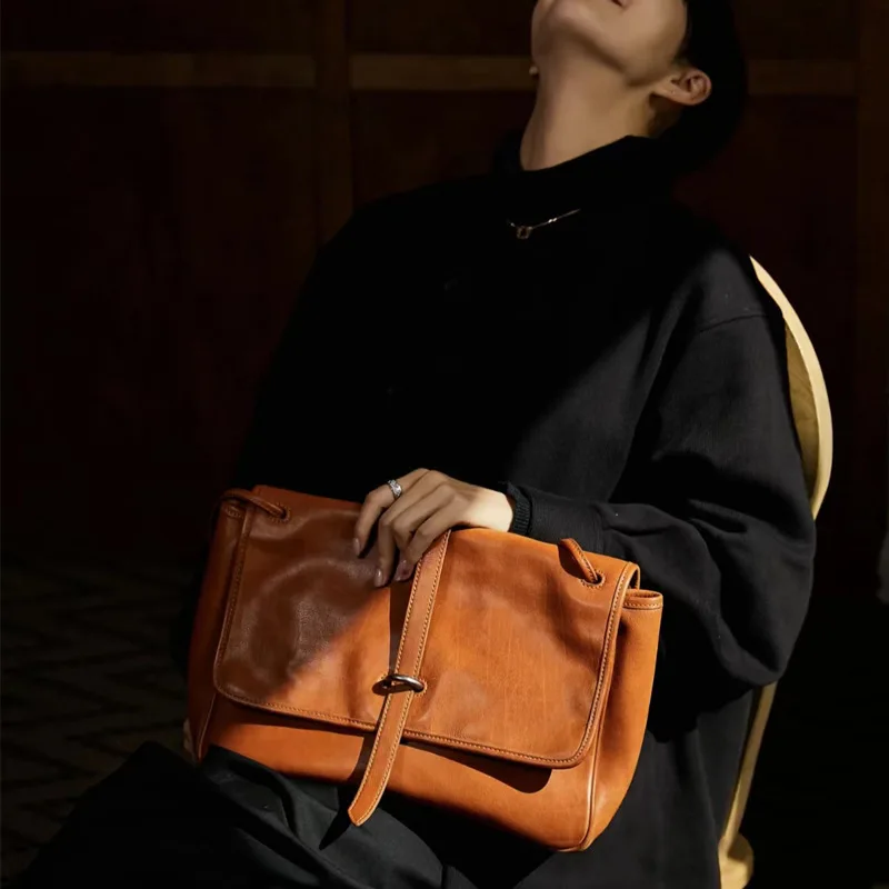 

Leather Bag for Women's Retro Commuter Single Shoulder Small Crowd Tote Large Capacity Postman Female Crossbody Bag