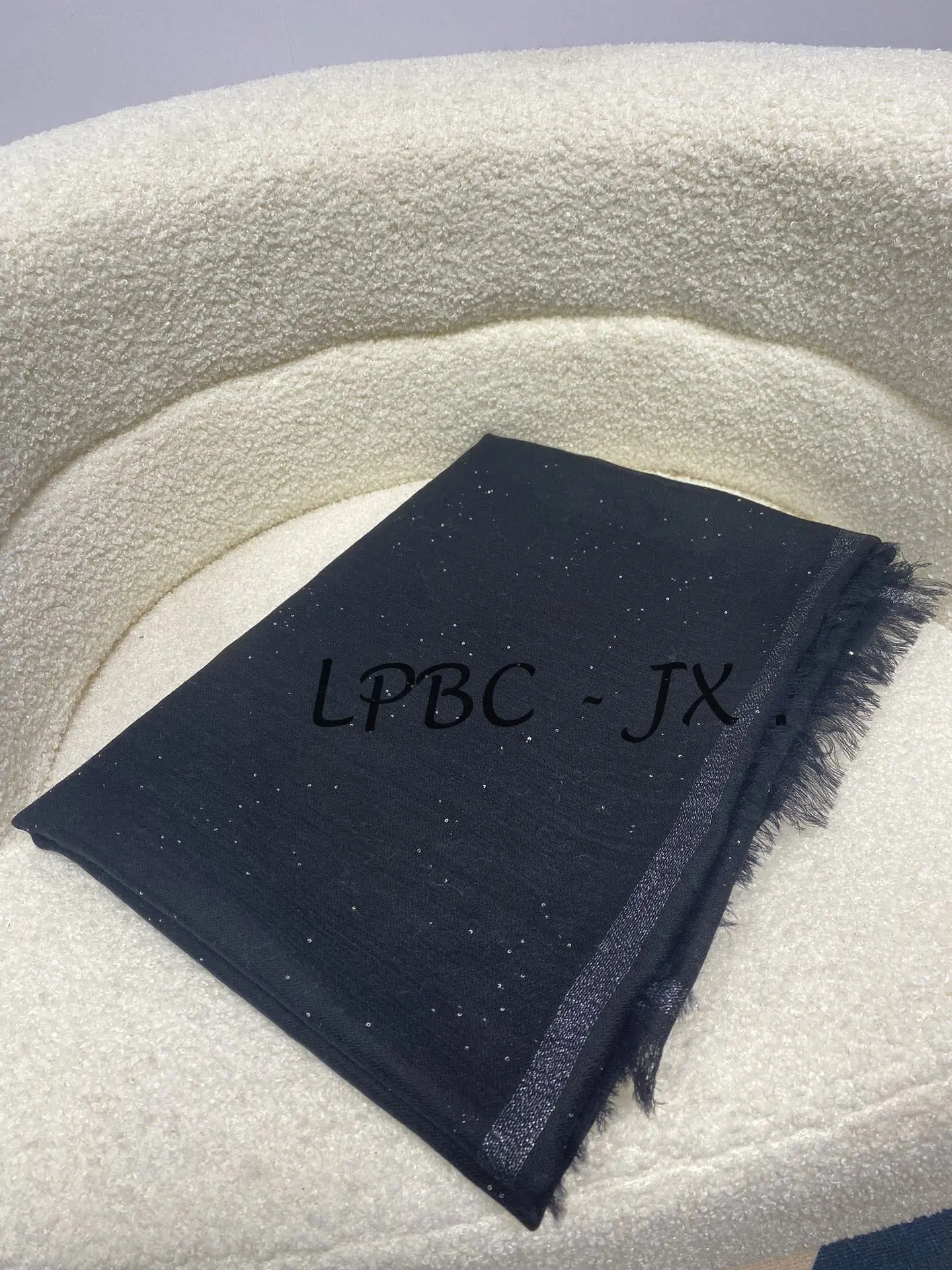 Women B*C Temperament New Water-Soluble Wool Sequins Scarf High Quality