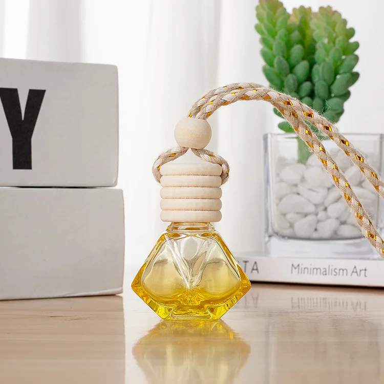 thumbnail image 1 of Difusor de perfume para botella colgante con fragancia para aromaterapia para automóvil, decoración automotriz, botella de vidrio vacía para colgar en el automóvil, 1 of 5