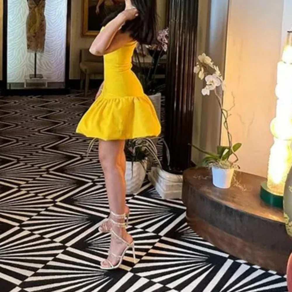 

Muloong One-shoulder Knee-Length Women Elegant And Pretty Luxury Prom Dress