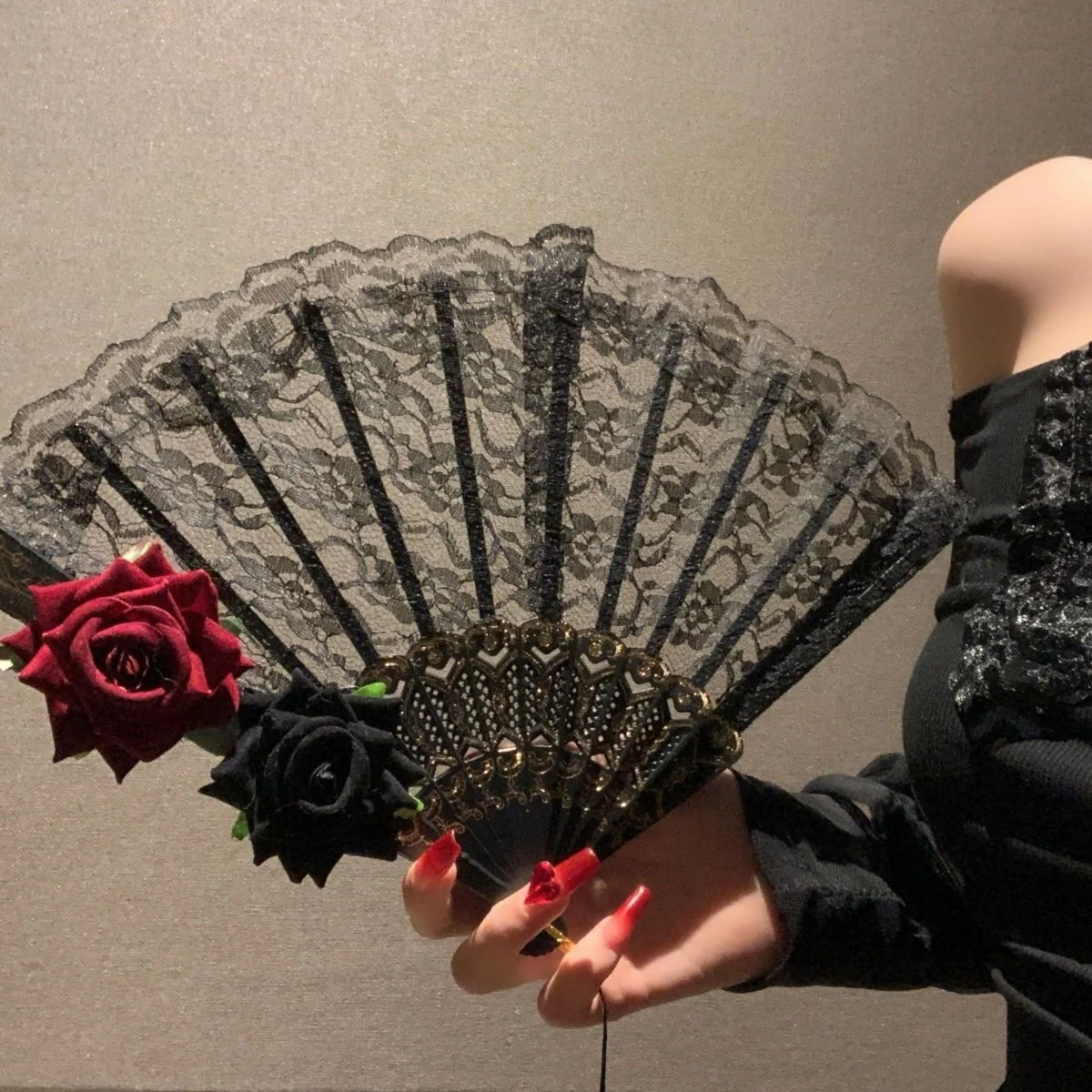 Hosiwei Spanische Faltfächer – 5 Stück, Spitze & Rosenmuster, Für Hochzeiten, Cosplay & Partys