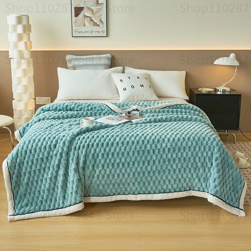 

Double-sided Lamb Plush Blanket, Bed Blanket Thickening Soft and Warm,Three-dimensional Jacquard Design,,Coral Velvet For Home