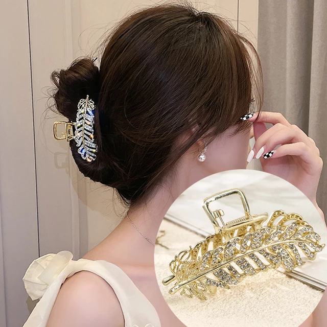 AWAYTR Rhinestone Metal Hair Claw Crab Clip For Women Girls Shiny Barrette Hairpin Crystal Pearl Hair Accessories Jewelry Gift CB1077B