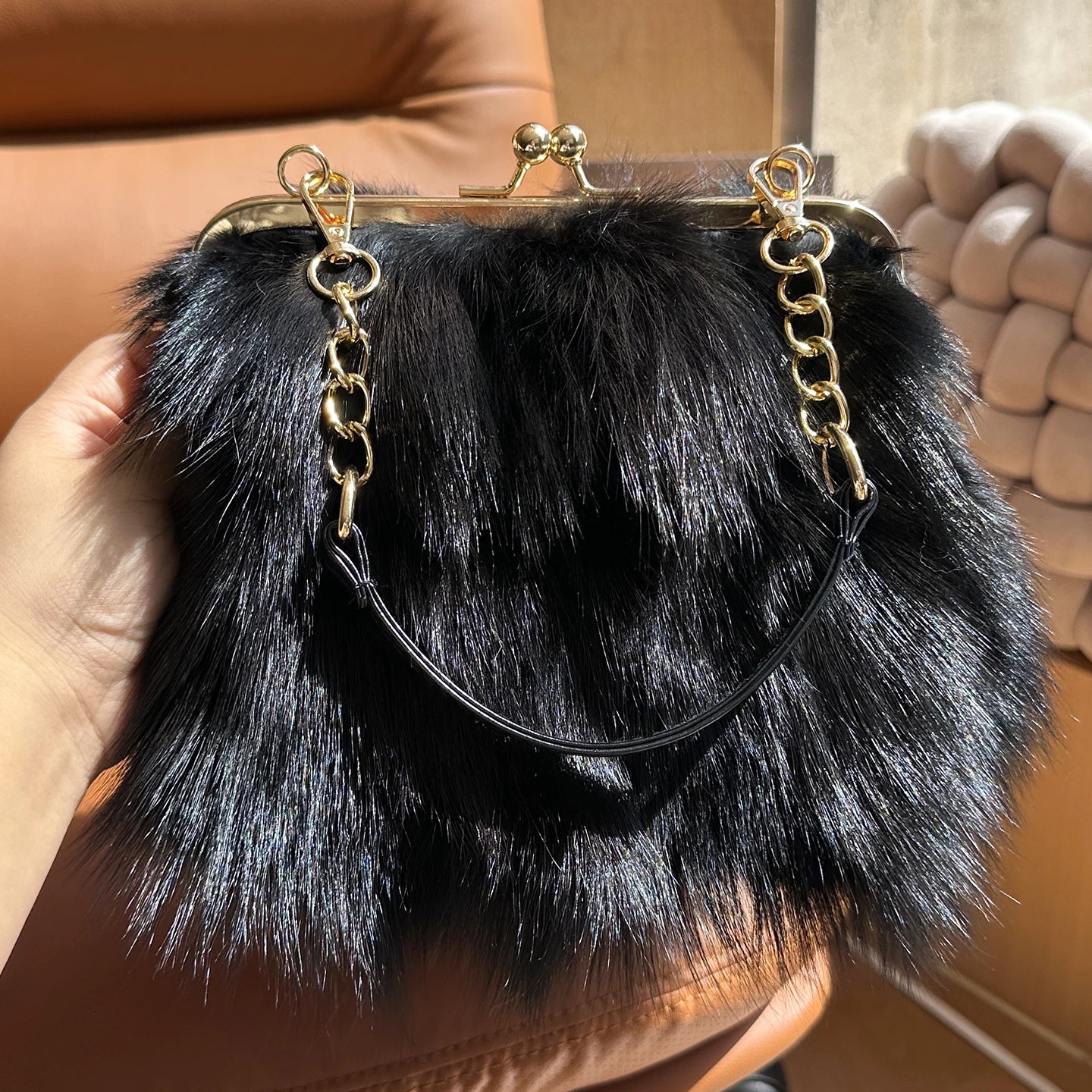 Real Fur Women Handbags Women Luxury Fox Fur Bag Fashion Female Furry Handbag Real Leather Evening Bag Natural Fur Shoulder Bag
