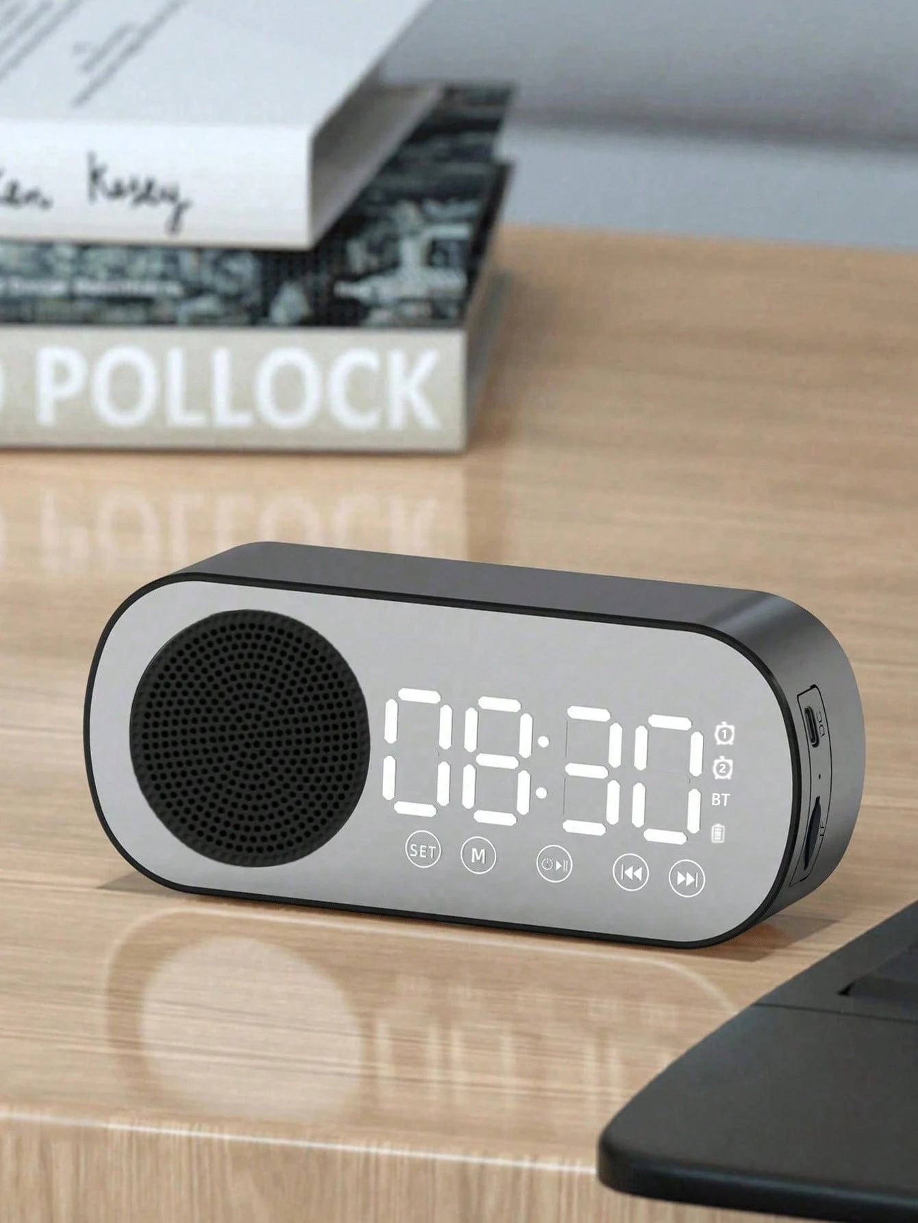 Mirror-Faced Smart Alarm Clock with Bluetooth and FM Radio – Bass-Heavy Compact Speaker