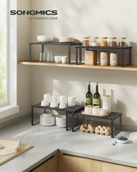 SONGMICS Set di 2 portaspezie espandibili per armadio, organizer da cucina impilabili, metallo/legno, nero inchiostro/nero ebano 1