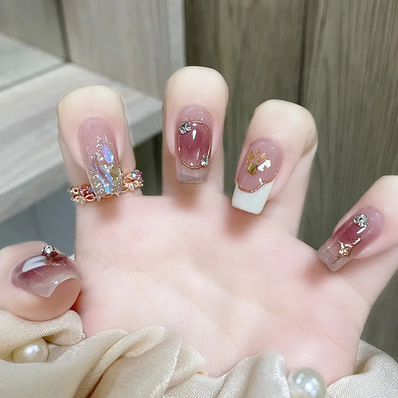 

24Pcs Wearing False Nails Autumn And Winter New Style Flash Red Cheeks Complimentary Complete Nail Enhancement Kit