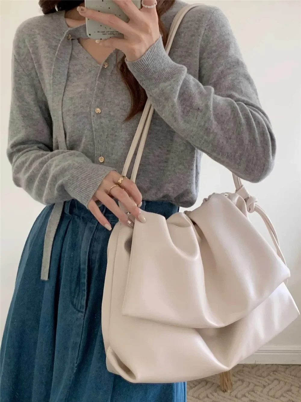 Borse a tracolla grandi per donna Borsa shopper grande Hobo Borsa a tracolla in morbida pelle PU tinta unita con coulisse increspata Lady Totes - immagine 3