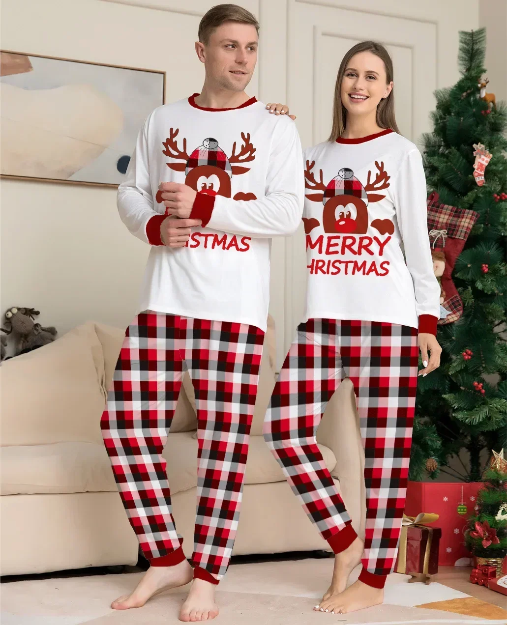 Merry Christmas Print Matching Family Outfits 2024 Winter Cartoon Cute Plaid Pajamas Set Soft Casual Sleepwear Pyjamas Xmas Look 2