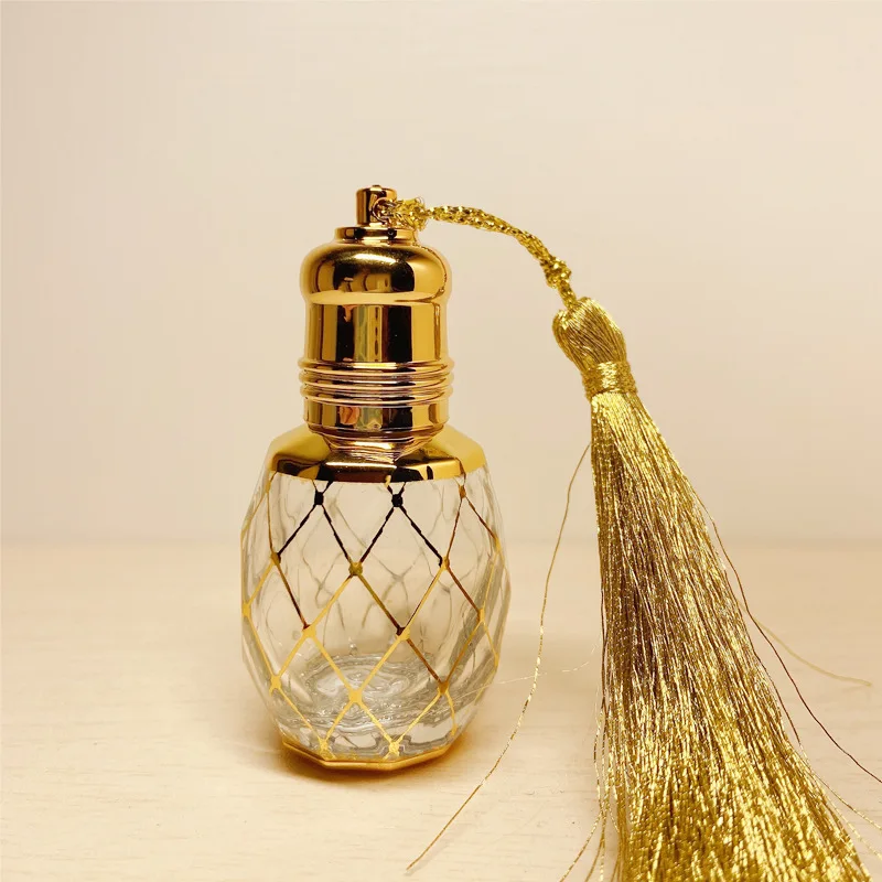 4PCS 8ml Mini Gold Glass Roll on Bottle Essential Oil Vials Roller Tassel Luxury Perfume bottle Portable Travel Empty Bottle