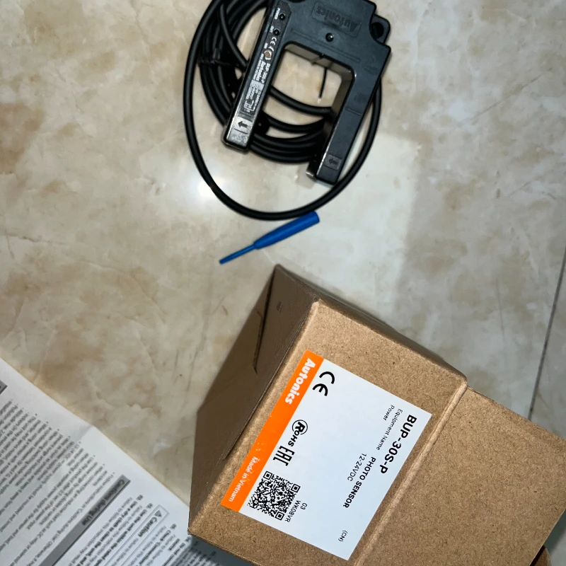 

New original BUP-30S-P Autonics photo sensor u type