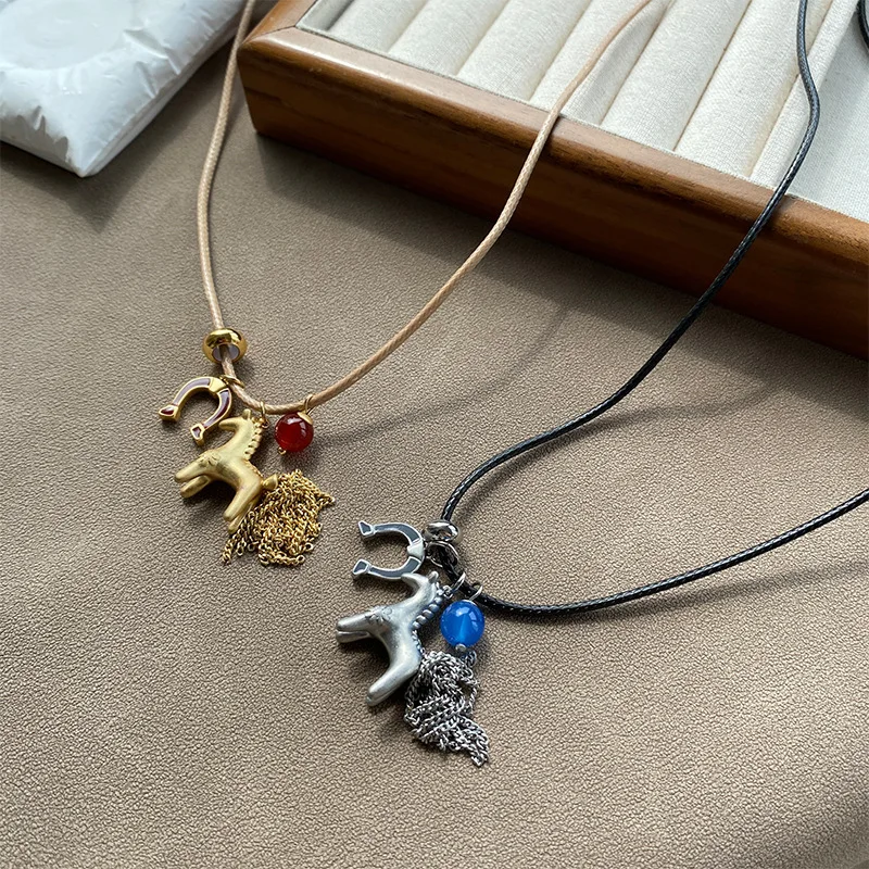 Minar Lustige metallische Cartoon-Pferde-Anhänger-Halsketten mit mehreren Quastenperlen für Frauen, weiblich, verstellbar, lange Wachsseilkette, Colliers_voghion.com