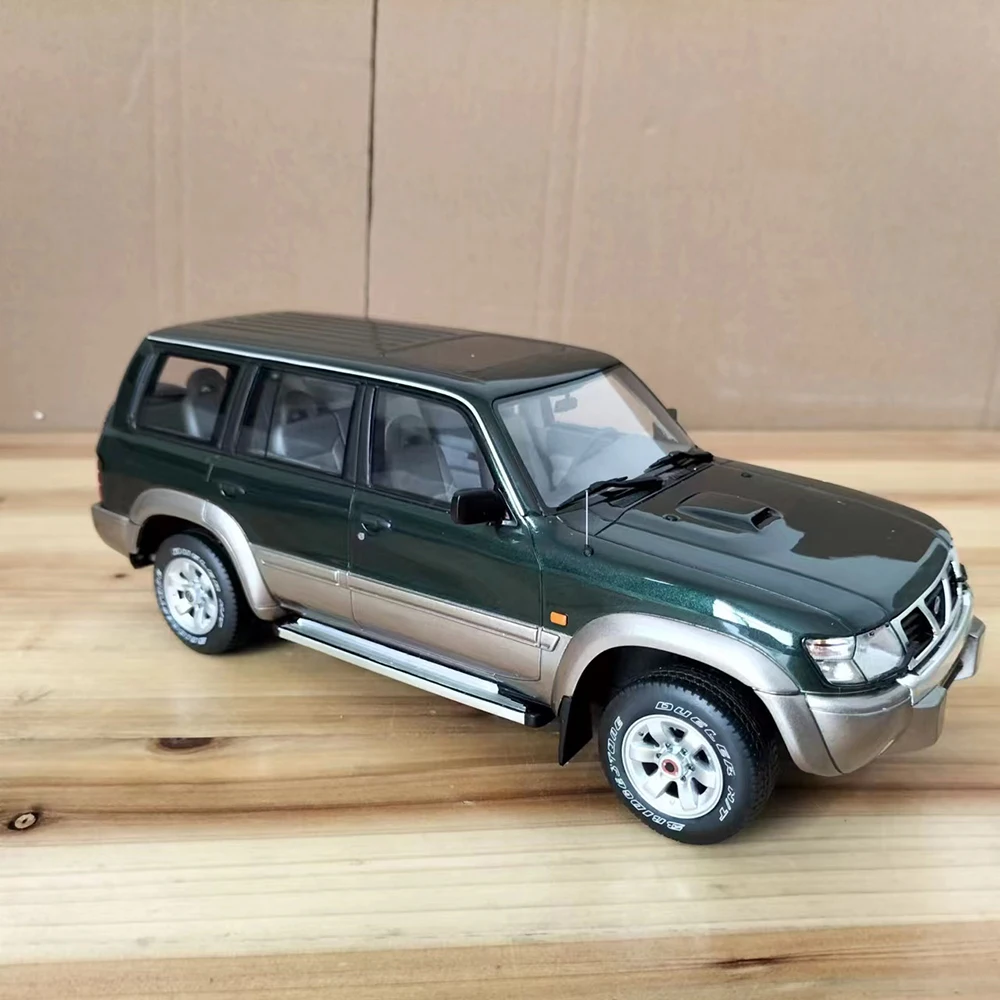 1-18-scale-nissan-1998-patrol-gr-y61-simulation-resin-off-road-vehicle