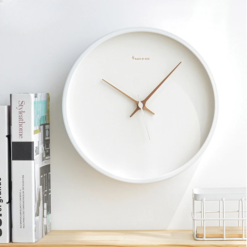 

Nordic light luxury creative clocks, simple wall clocks, living rooms, home fashion clocks, hanging walls, silent person