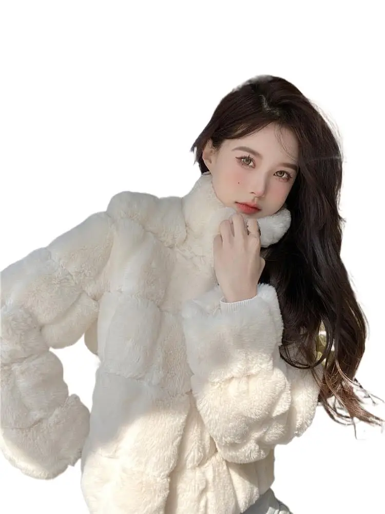 

2023 Winter Women's Clothing Fashion Imitation Lazy Rabbit Fur Coat Winter New