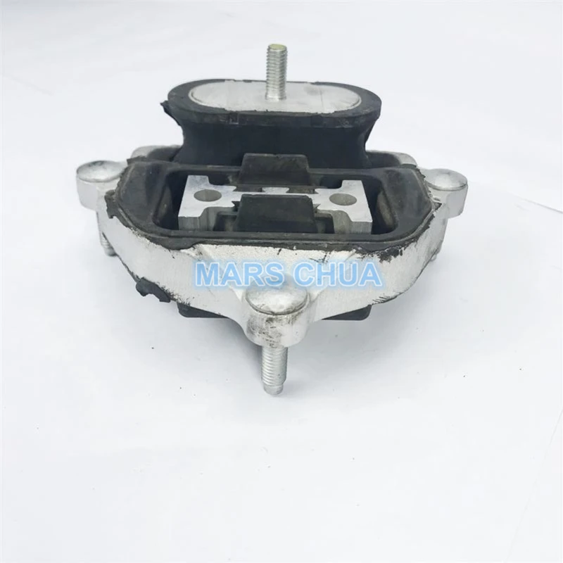 Automobile Front Drive Unit Rubber Bearing Motor Bracket Gearbox Bracket 8K0399151BD Is Suitable for Audi A4 A5 Q5 engine mount bracket