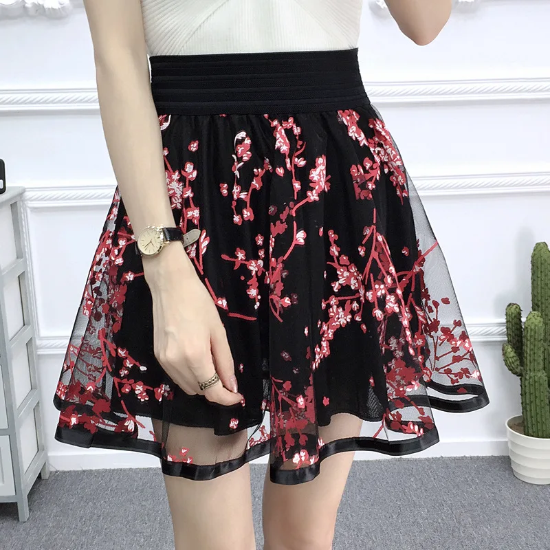 

2022 Summer new short skirt Korean version elastic waist all-match tutu skirt a-line high waist lace skirt anti-light culottes