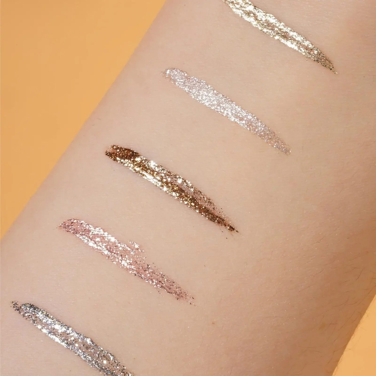 Liquid Eyeliner Shiny Eye Liners Cosmetics Make Up for Women Pigment Beauty White Silver Rose Gold Color Liquid Glitter Eyeliner Makeup