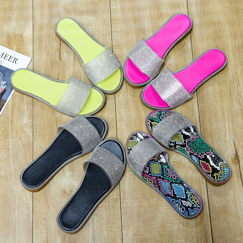 New Summer Women Crystal Slippers Glitter Flat Soft Bling Female Candy Color Flip Flops Indoor Casual Ladies Slides Beach Shoes