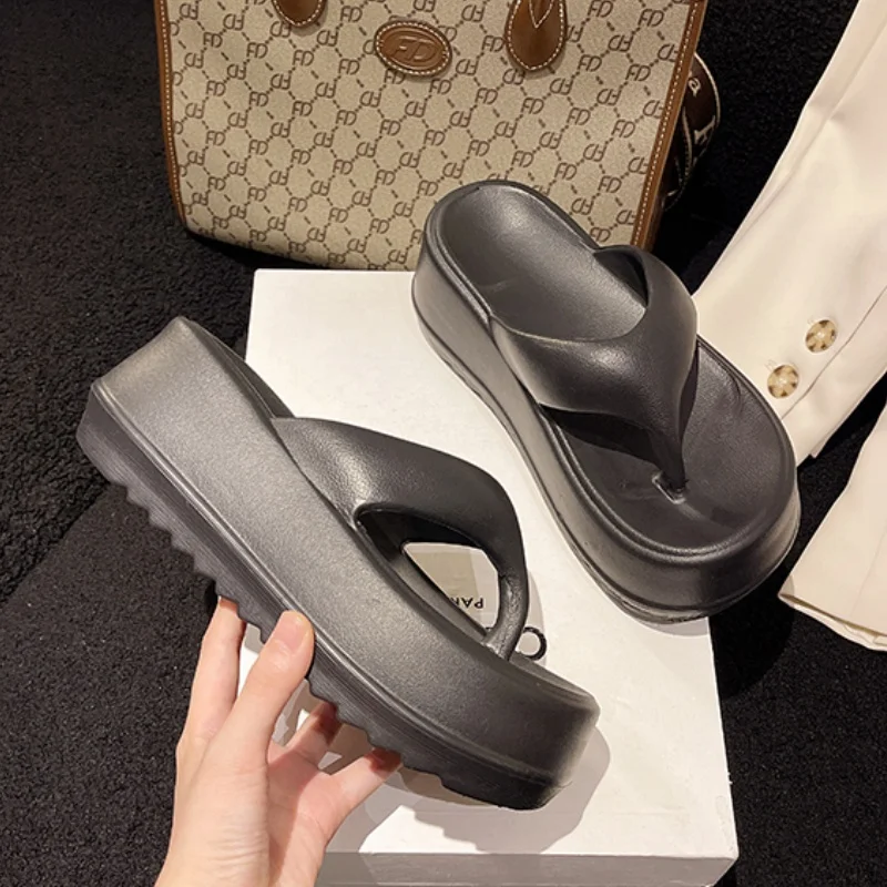 Korean style women's flip-flops Casual women's platform flip-flops non-slip beach slippers soft-soled EVA women's slippers 4