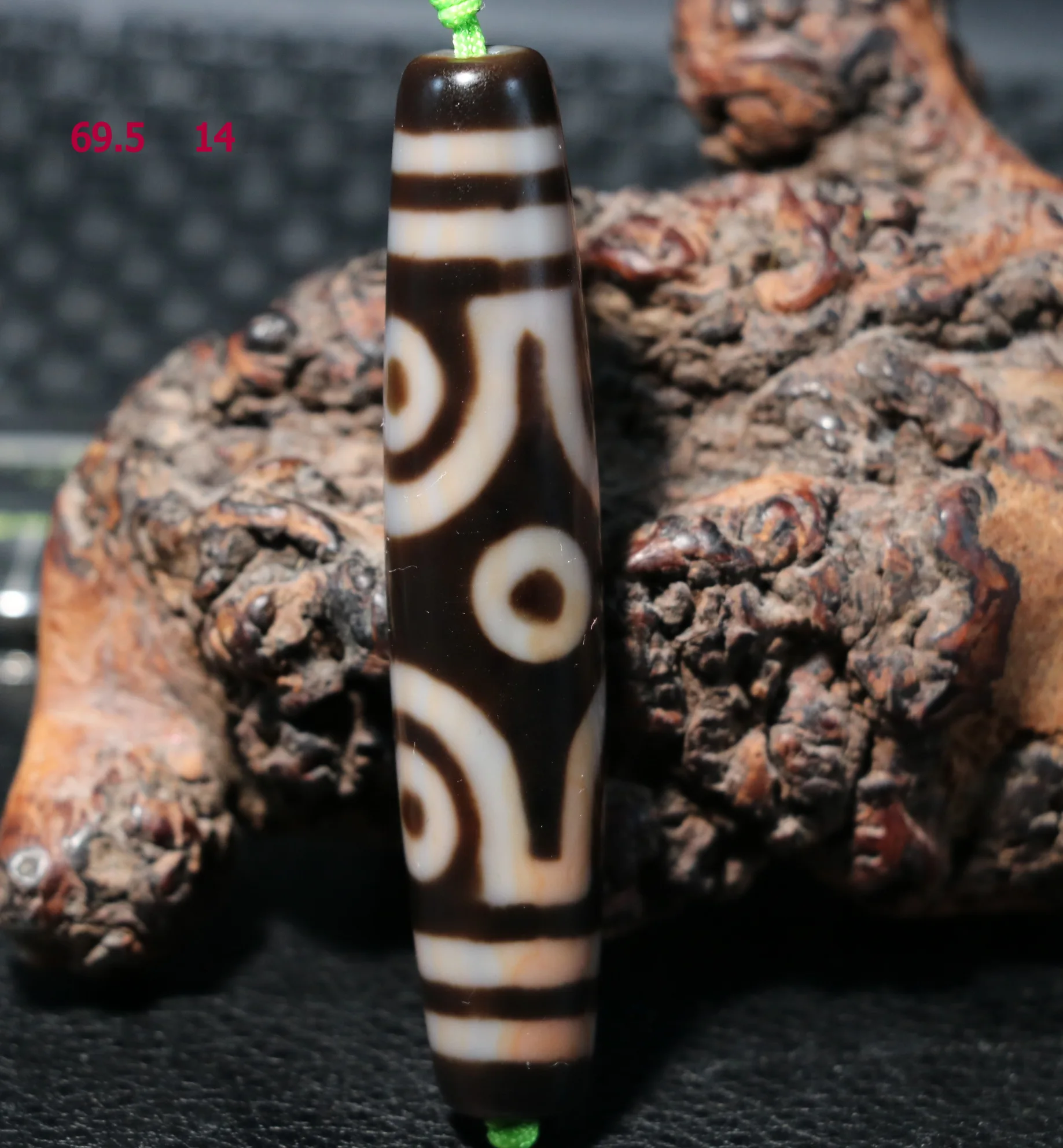 

No.210126N14 Unique Energy Tibetan Top Old Oily Agate 6 Eyed long dZi Bead Amulet Pendant 5A Rare Good Saurces