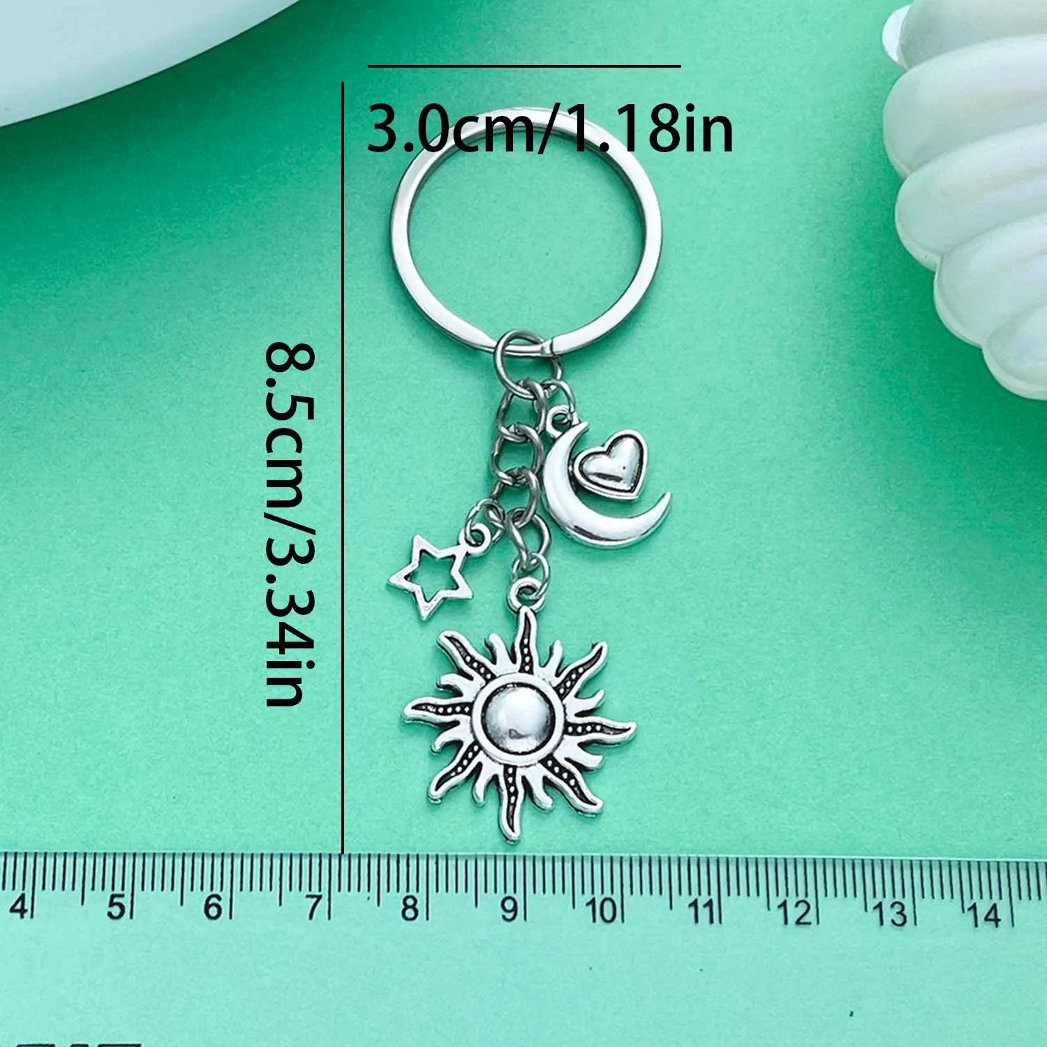 Portachiavi Creativo In Metallo Con Sole E Luna - Design Unico - 2 Pezzi - 3