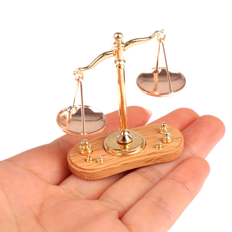 

1/12 Dollhouse Miniature Furniture Mini Balance Scale Model Toy For Doll House Decoration Accessories