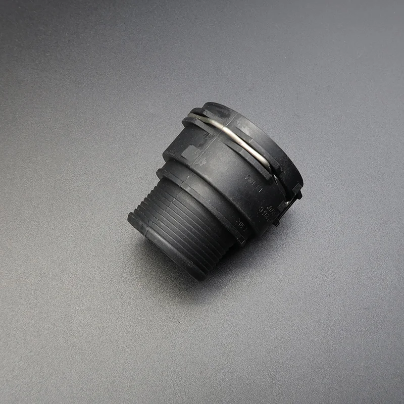 4F0122293C FOR Audi A6L C6 2.4 2.8 Engine Water Tank Downpipe Connector Black High Quality Cooling Pipe Connector Auto Parts