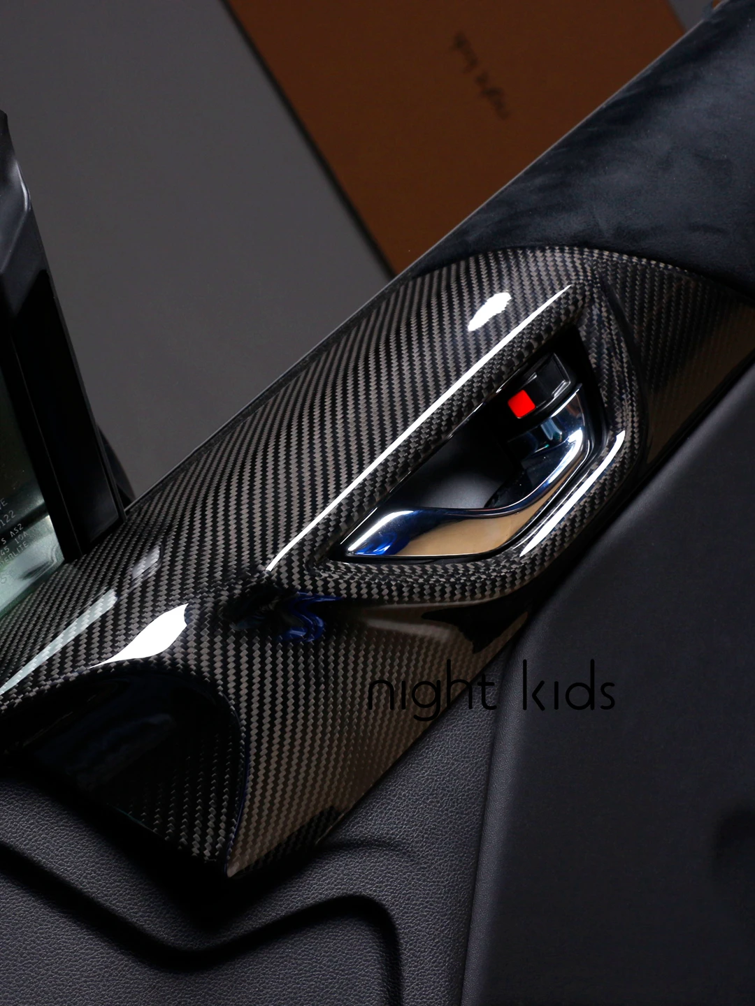 ナイトキッズ 2022-2023 トヨタ GR86、スバル BRZ カーボンファイバー