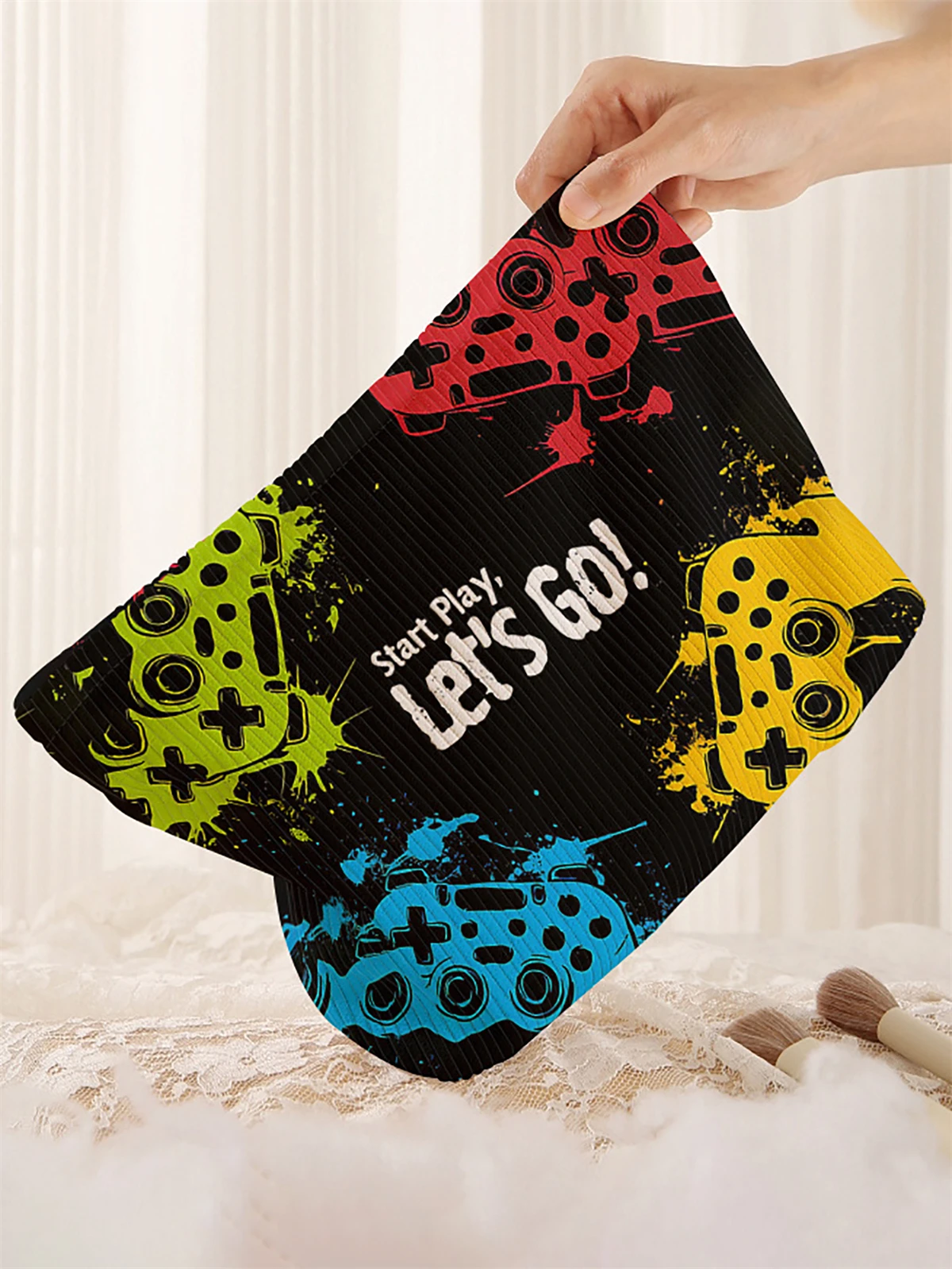 1 game console patterned corduroy makeup bag, lightweight zipper makeup storage box, multifunctional bag with lining