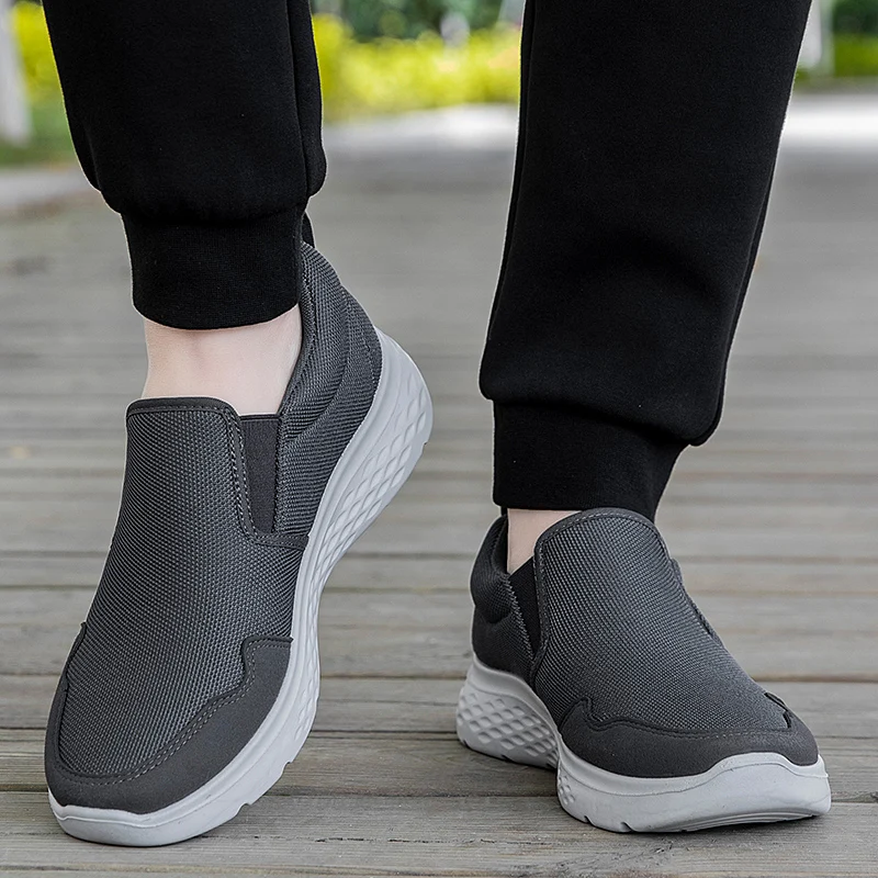 Men Mesh Loafers Walking Shoes Sport Outdoor Flats Light Home Comfortable Breathable Father Sneakers Autumn Winter Size 35-45