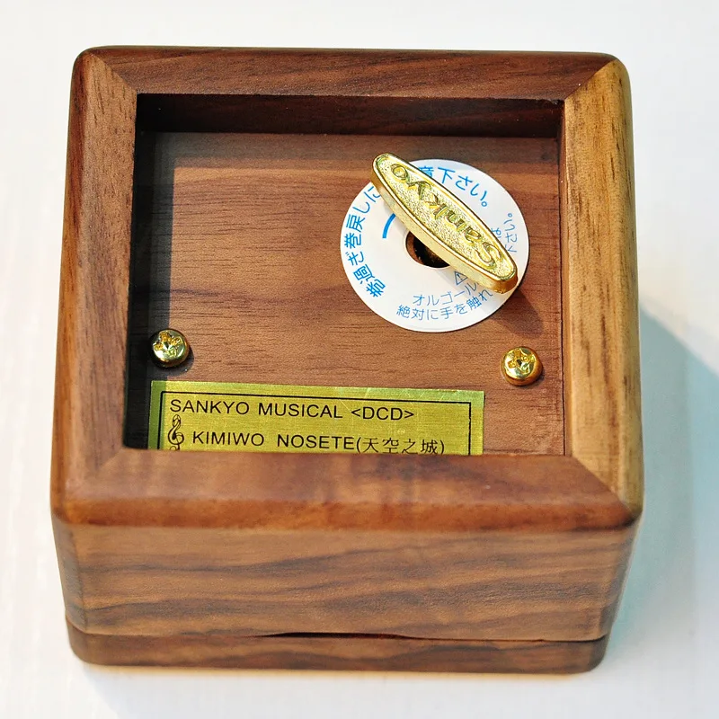 Howls Moving Castle Music Box Sankyo 18-note Sprited Away Wind Up Wood Musical Box Gift Girls Friend Birthday Christmas music box carousel music box