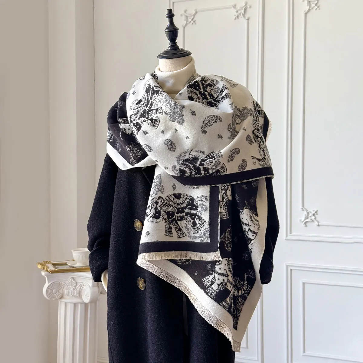 New Animal Design Winter elephant Cashmere Jacquard Scarves High Quality Women Thicken Wrap Shawl Ladies Wool Pashmina Scarf