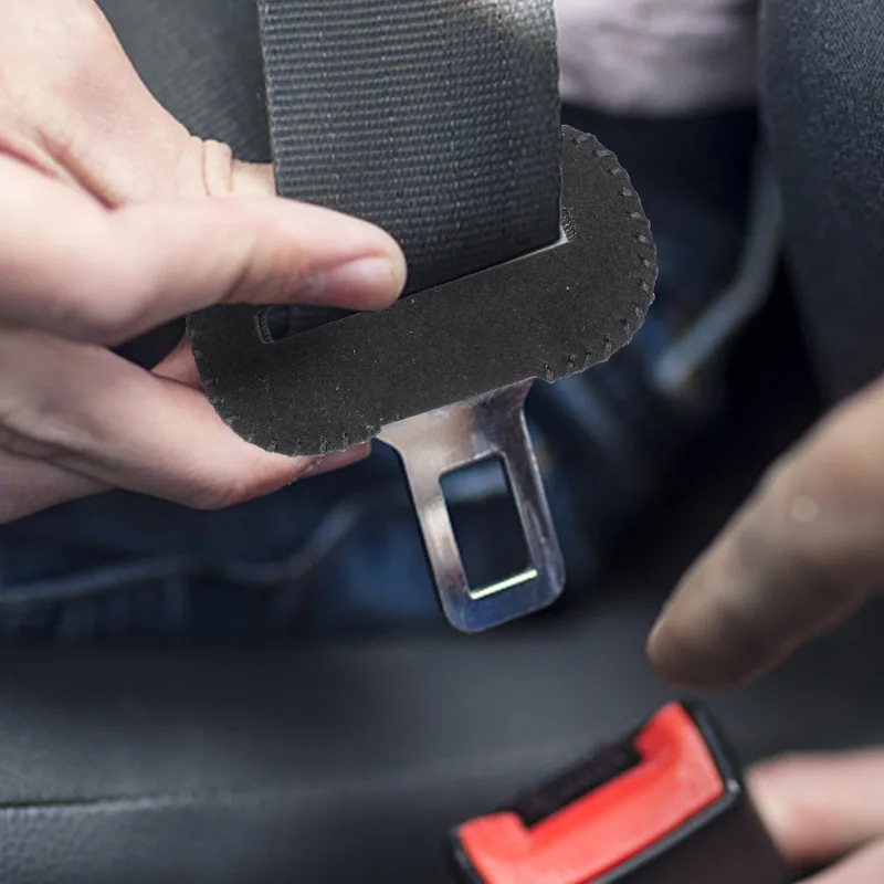 1/2pcs Universal Car Seat Belt Anti-scratch Bumper Cover Bumper Belt Snap Head Protection Sleeve Car Interior Safety Accessories