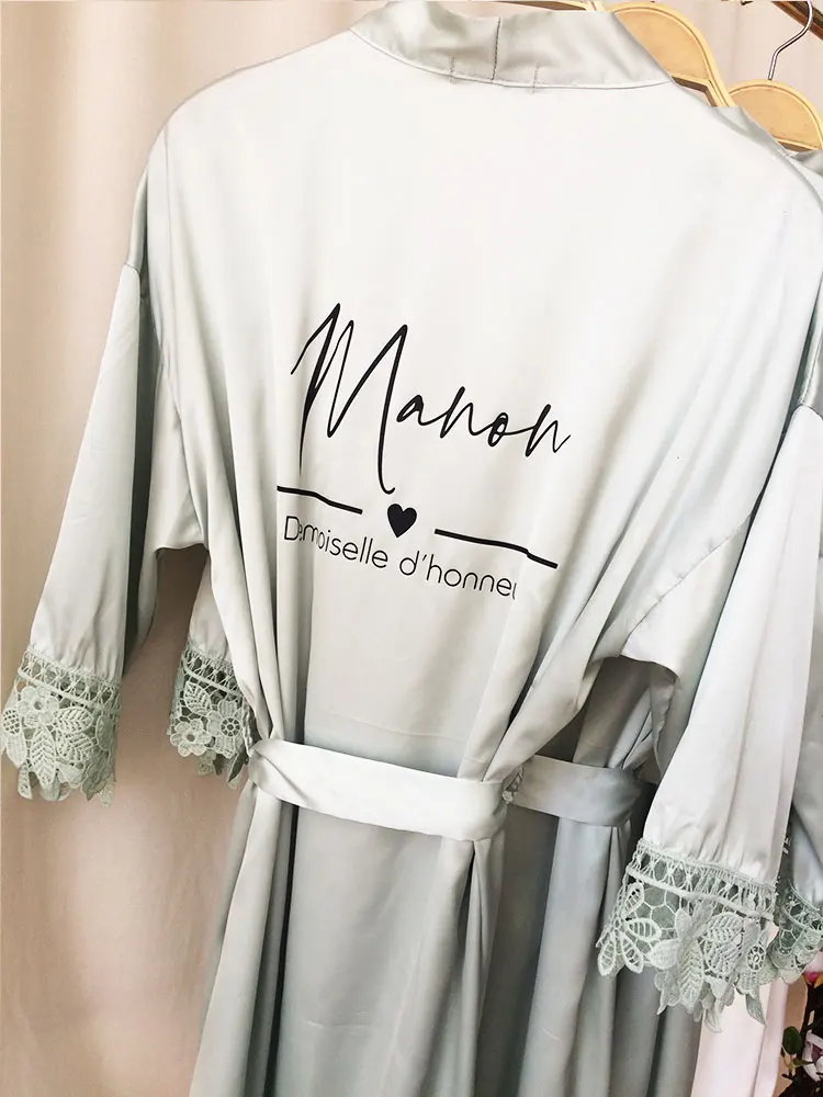 La Mariée White Kimono with Name Gowns for Bride Demoiselle D’Honneur Green Sage Kimono Custom Satin Robe Lace Robes for Wedding
