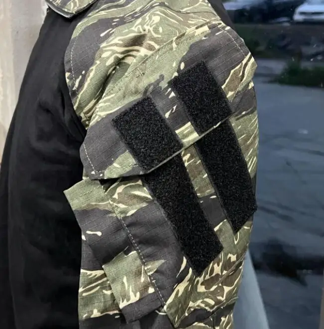 Tactical Suit Combat Uniform Outdoor Sports Training Combat Suit GEN3 Long Sleeved Green Tiger Spot Camouflage Clothing