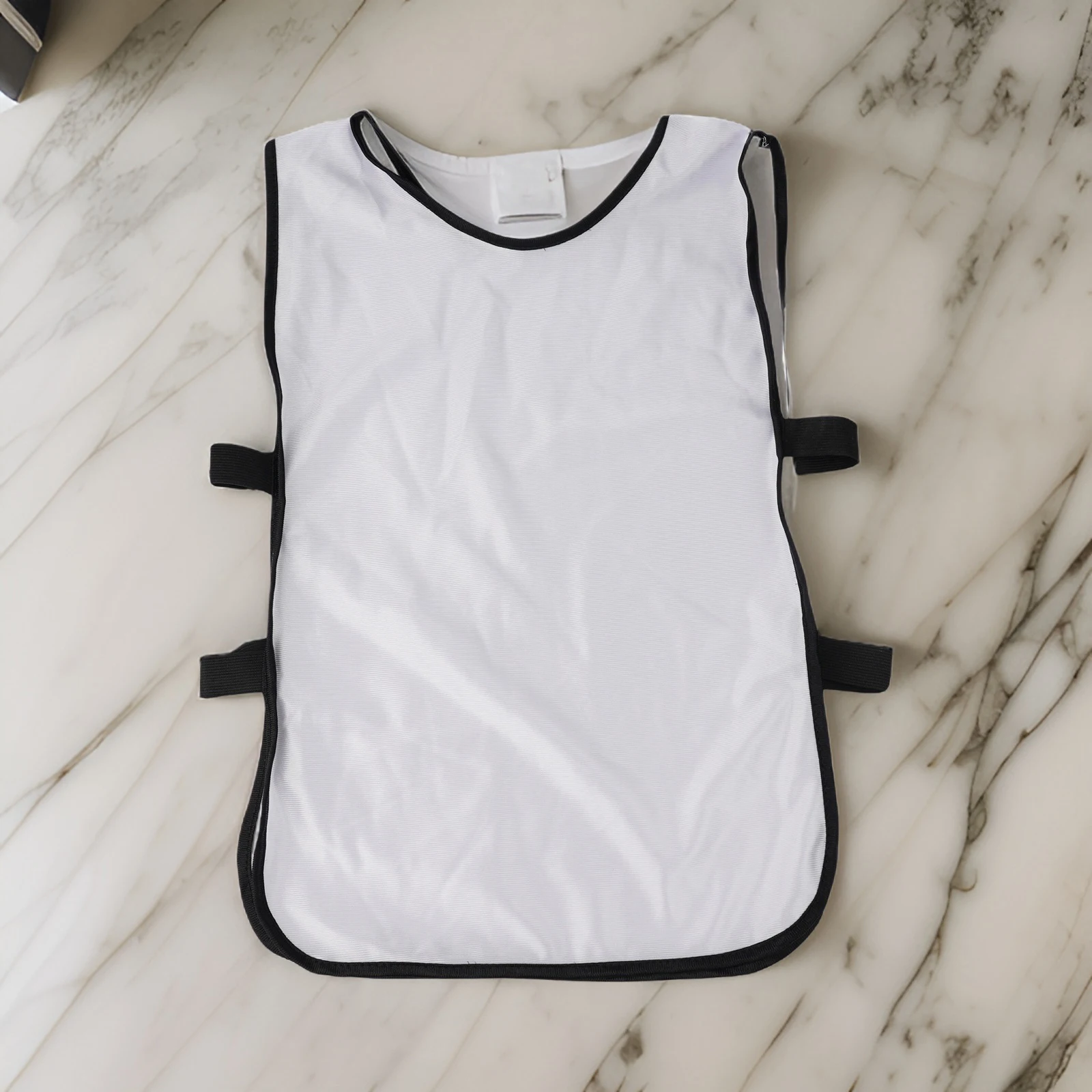 Description Picture 4 of itemChild Sports Training BIBS Vests Basketball Cricket Soccer Football Rugby Mesh Soccer Training Vest Team Fighting Suit Children