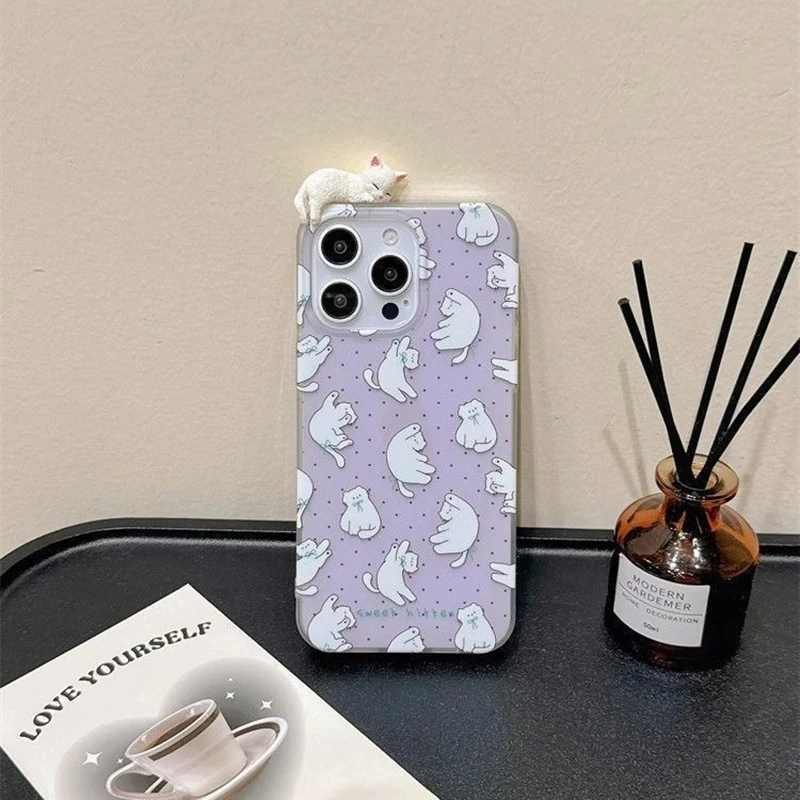 Charming 3D Lazy Cat Cartoon Toy Case - White Acrylic Phone Cover